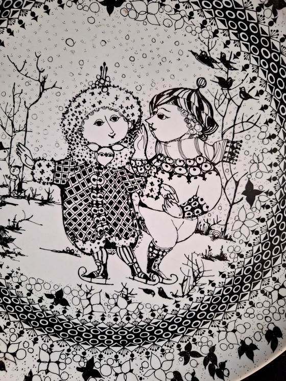 Image 1 of Bjørn Wiinblad voor Rosenthal groot wandbord uit de serie "Four Seasons" model Winter. Gelimiteerde oplage 1979-1980.