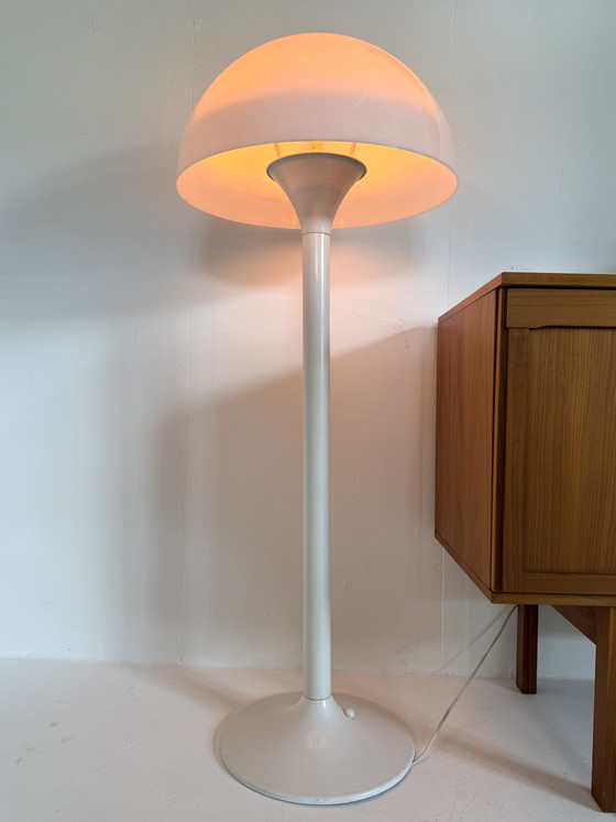 Image 1 of Vintage ‘Panthella’ floor lamp, Louis Poulsen ‘70