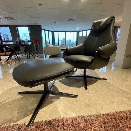 Leolux Sessel in Creme mit Hocker