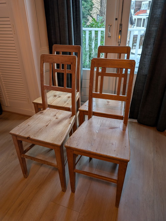 Image 1 of 4 sillas antiguas de pino macizo