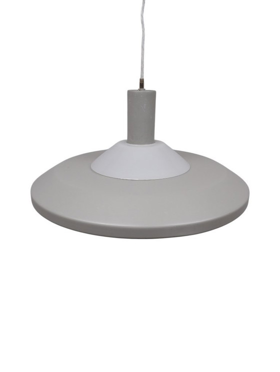 Image 1 of Klassependel hanglamp van Louis Poulsen