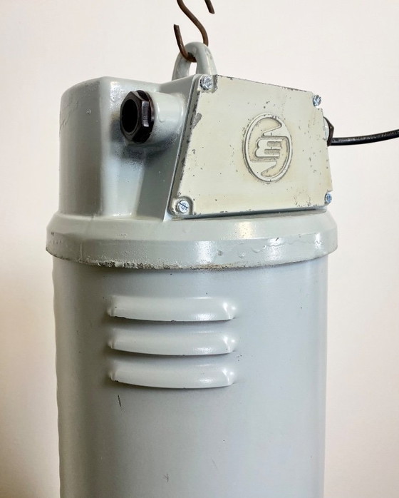 Image 1 of Lampada a sospensione industriale in smalto nero di Elektrosvit, anni '60