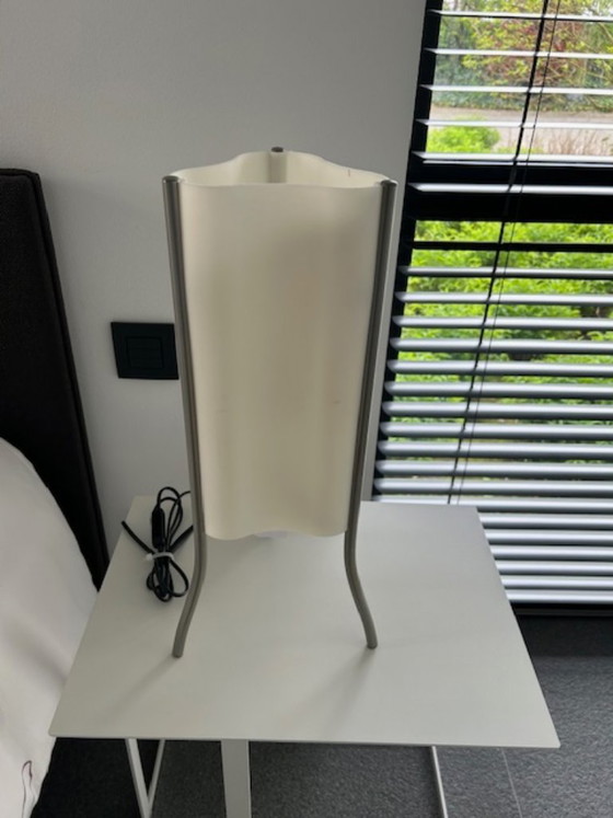 Foscarini Totem Tavolo – Tafellampen, Plastic (photo 2 of 10)