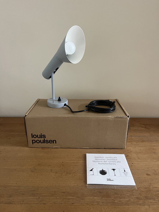 Louis Poulsen AJ wall lamp - Arne Jacobsen - Danish design lamp