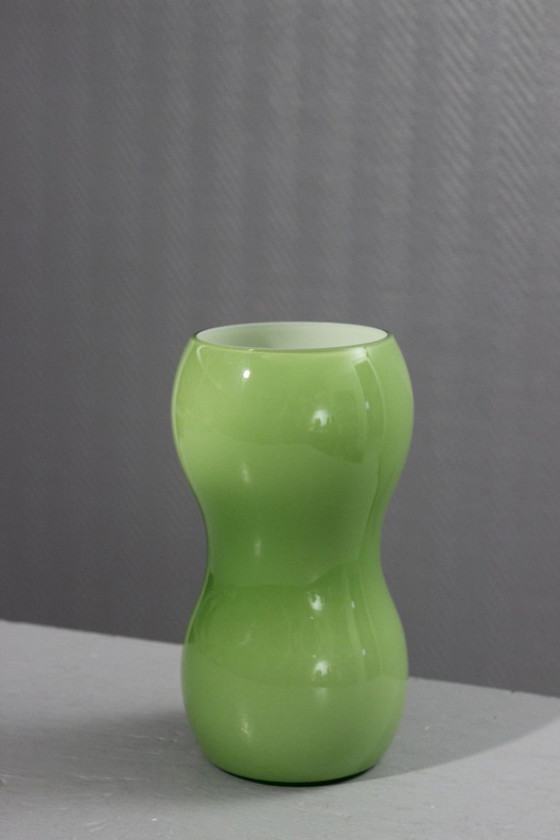 Image 1 of Ikea Vintage - "Kvintant" Lamp b9612 1990s Opaline White & Apple Green