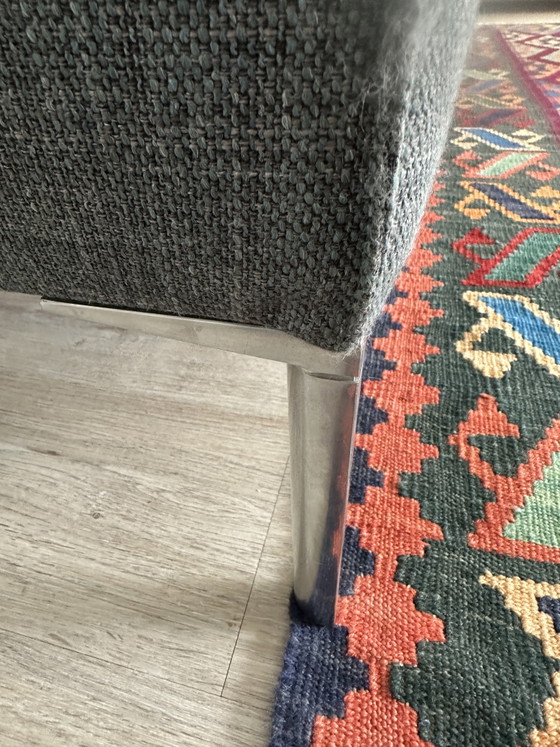 Image 1 of Design on Stock Heelz, 4 seater sofa