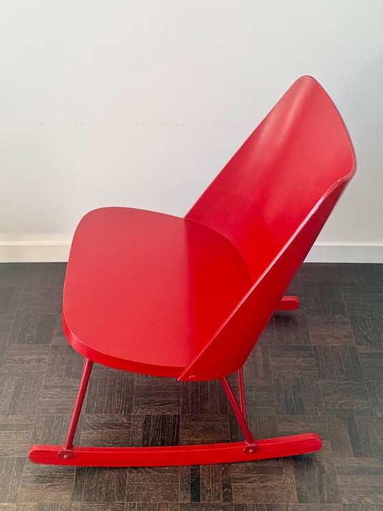 THONET vintage Rocking Chair 1955 – Metal, Wood (photo 9 of 18)