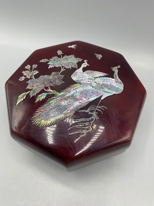 Boîte coréenne laque et nacre paon – Najeon Chilgi – Années 1980
