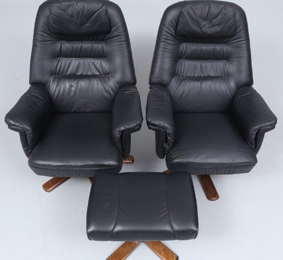 Image 1 of Set aus 2 Sesseln mit Fußhocker