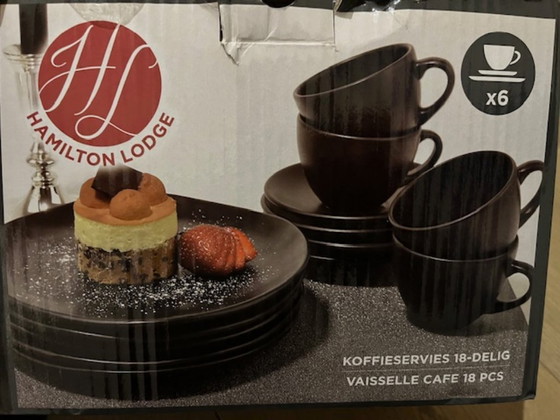 Image 1 of Schwarzes Hamilton Lodge Geschirrset, 2 x 18-teilig / 2 x 12-teilig