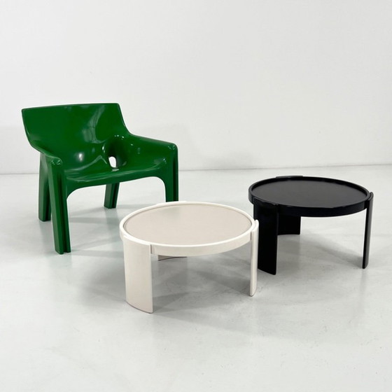 Image 1 of Paarweise oder große, wendbare Beistelltische Modell 780 von G. Frattini für Cassina, 70er Jahre