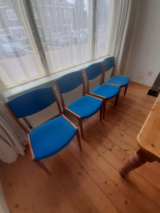 4 dining chairs Danish style
