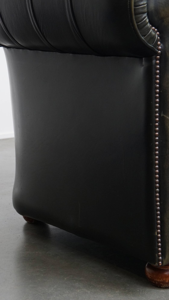 Image 1 of Grünes Vintage English Leder Chesterfield 2-Sitzer Sofa