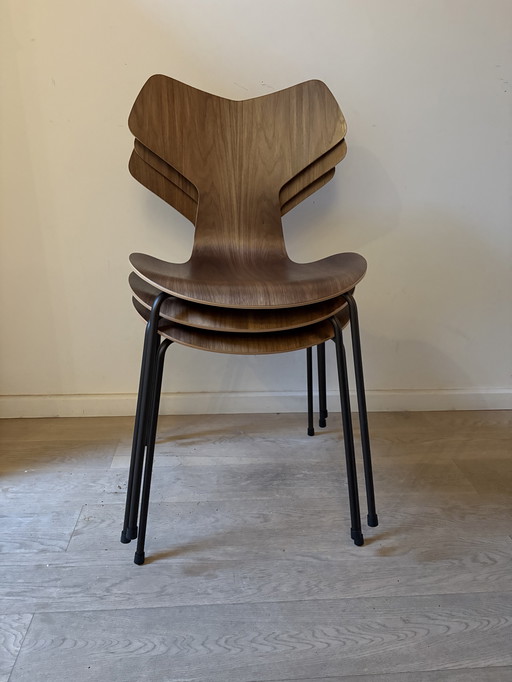 Gran Premio - Juego de 3 sillas - Arne Jacobsen - Fritz Hansen