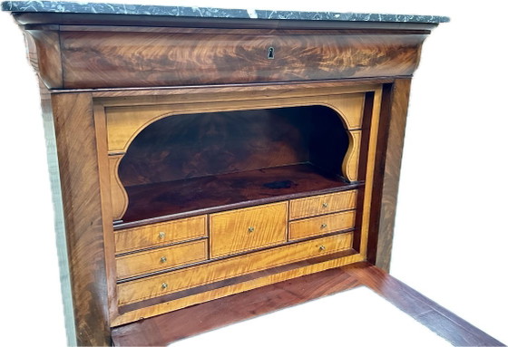 Image 1 of Antieke Biedermeier Secretaire – 19e eeuw – Mahonie – Zeer fraaie uitstraling