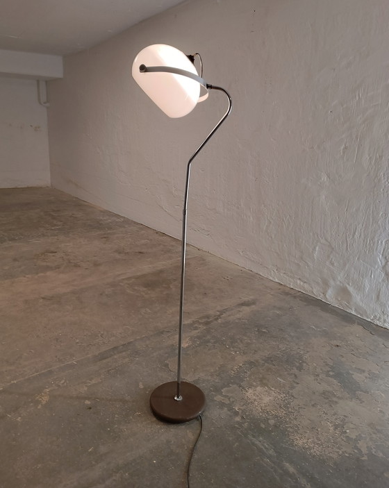 Image 1 of Vintage vloerlamp uit het ruimtetijdperk