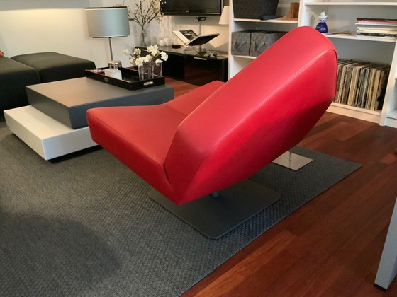 Leolux modello Wibber, sedia girevole in pelle rossa, Sedie girevoli, Metallo, Rosso (foto 4 di 5)