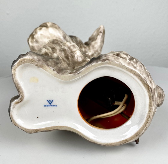 Image 1 of Vintage 1970 Duitse Witte Terrier Hond Lamp door Goebel - Westie Parfum Dispenser Tafellamp - Retro Dieren Tafellamp