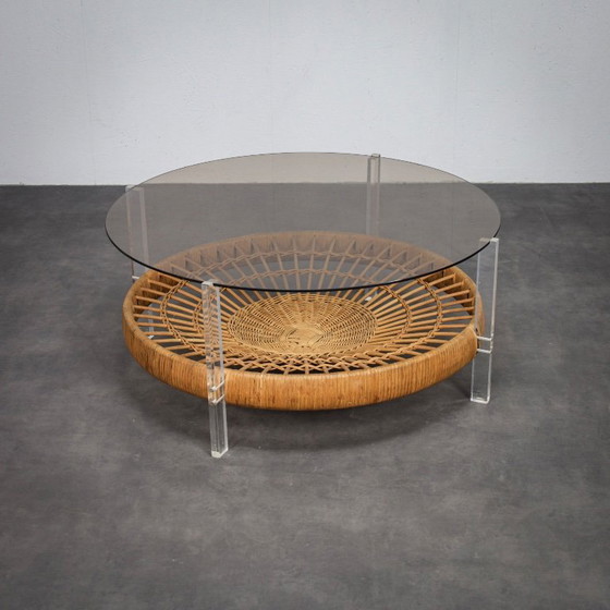 Image 1 of Vintage Round Coffee Table with Rattan Basket (1970s)