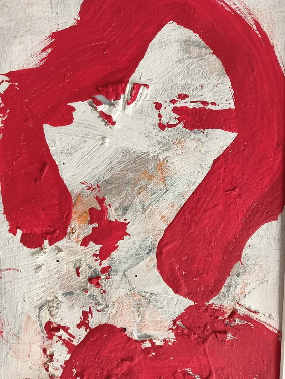 Image 1 of Dame en rouge