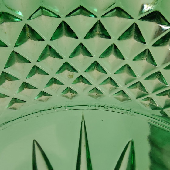Image 1 of Arcoroc France Ciotola in vetro pressato verde con 4 ciotole, anni '60