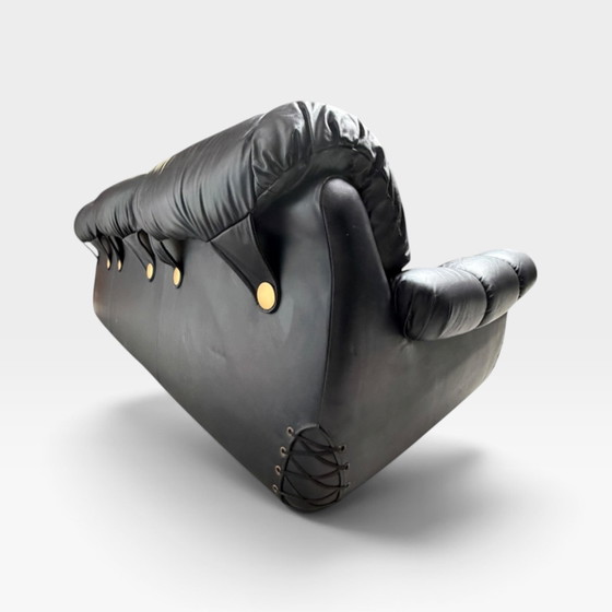Sofa from the 70s – 3-5 seaters, Leather (photo 8 of 15)