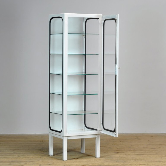 Vintage medische kast, jaren 70 – Vitrinekasten, Glas, Metaal (photo 4 of 9)
