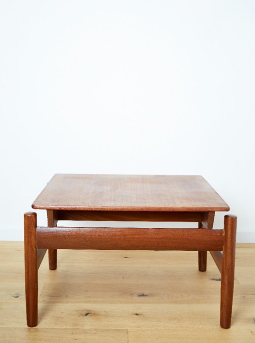Mesa de centro Karl Sørlie "Saga" para Sørlie & Søner