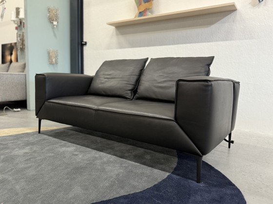 Image 1 of Canapé 2 places Jori Longueville en cuir noir