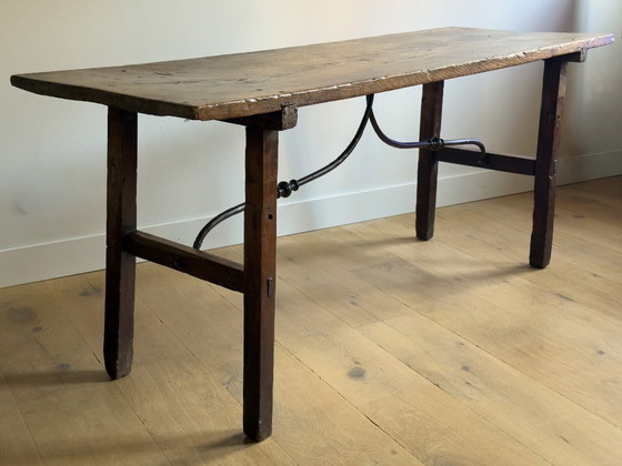 Image 1 of Tavolo spagnolo del XVIII secolo