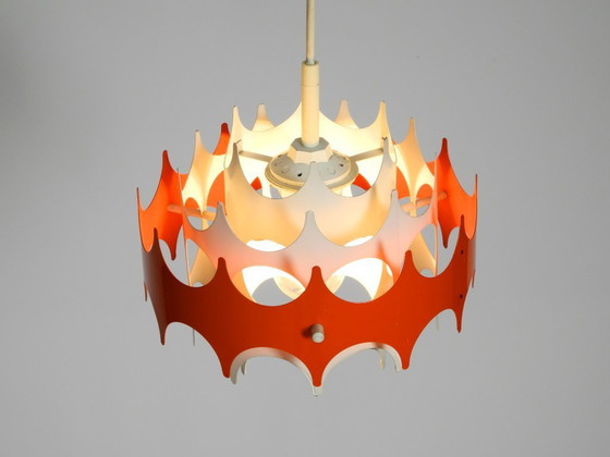 Image 1 of Bellissima piccola lampada a sospensione originale in metallo stile Space Age degli anni '60 di Doria