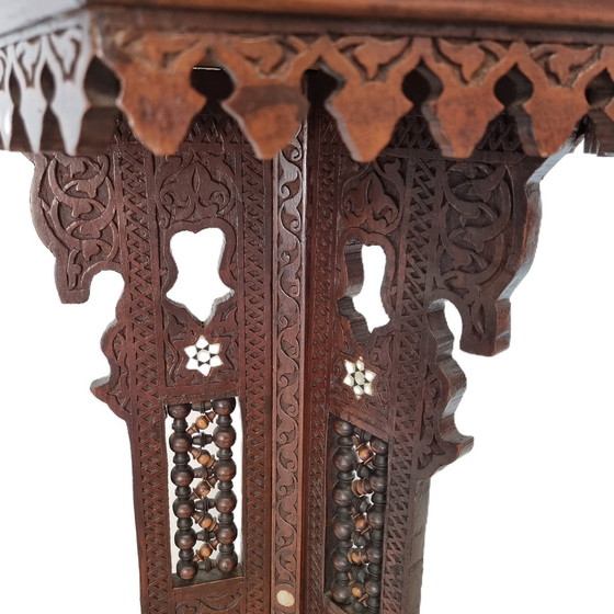 Image 1 of Antiek Syrisch Bijzettafeltje Met Parelmoer, Begin 20e Eeuw