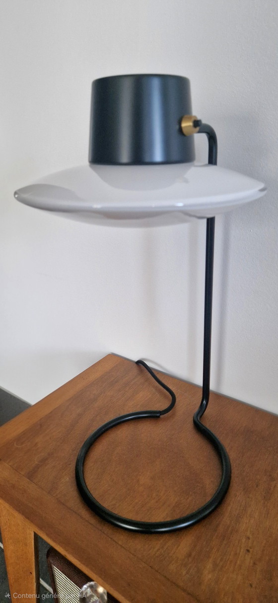 Image 1 of A.J. Oxford lamp - Louis Poulsen - Design Arne Jacobsen 1963