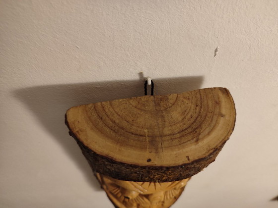 Image 1 of 4 handgefertigte Figuren aus Holzstämmen
