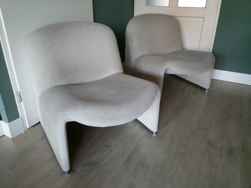 2 chaises Artifort Alky