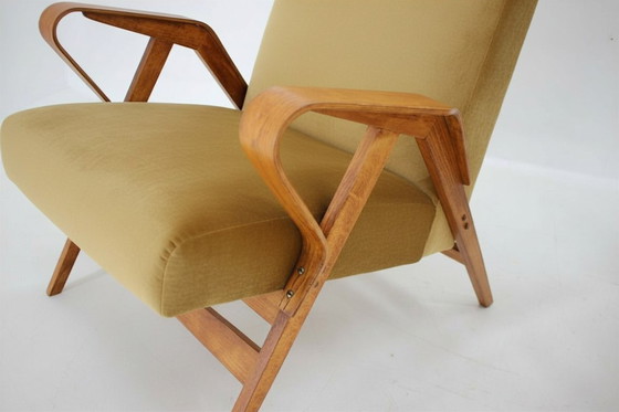 Image 1 of Sillones Mid Century, estructura de madera y tapizados, František Jirák, años 60-70, Checoslovaquia