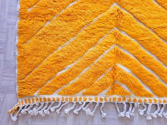 Tapis berbère marocain 250cm x 150cm – Wool, Modern (photo 9 of 9)