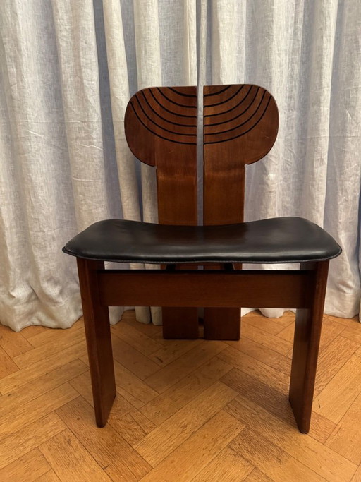 Africa chair by Afra and Tobia Scarpa for Maxalto – eetkamerstoelen, Leather, Wood