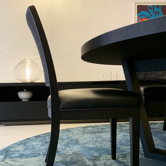 Image 1 of Maxalto Xilos eettafel - Ø160 met eetkamerstoel (set van 4)