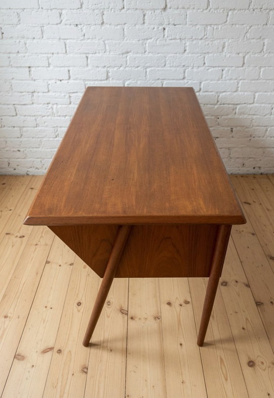 Gunnar Nielsen Teakhouten bureau voor Tibergaard, jaren 60. – Wood (photo 9 of 10)