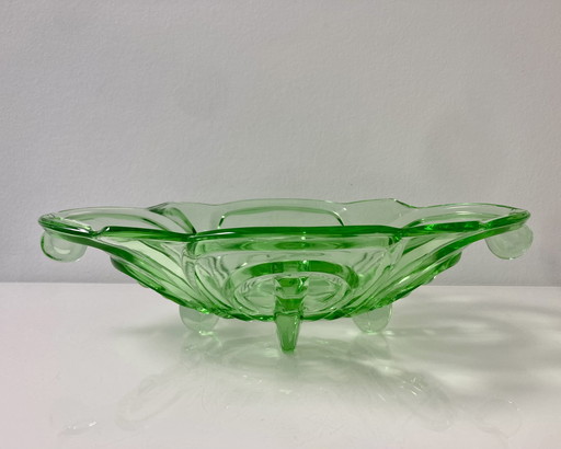 Grüne Art-Deco-Schale (1935), Modell Irene von Walther & Sohne