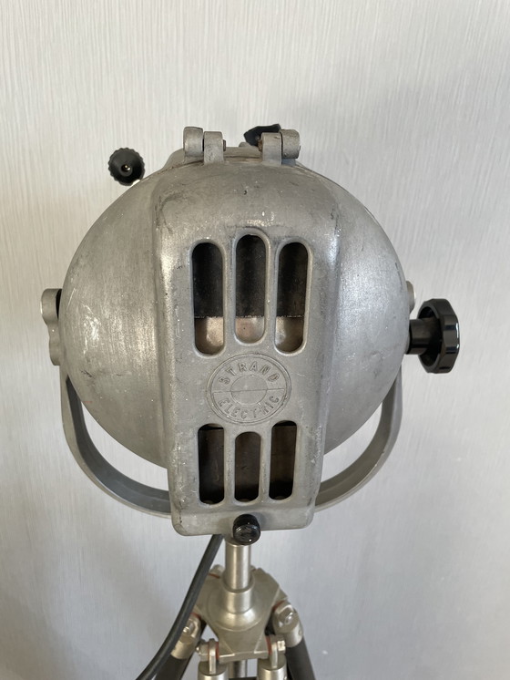 Image 1 of Strand Electric patt 23 Pipo / Pig Nose