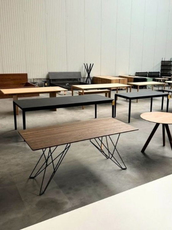 ZATERDAG 24 OKTOBER | DESIGN OUTLET | TAFELS 50-80% KORTING, Eettafels, Hout, Beige (foto 3 van 11)