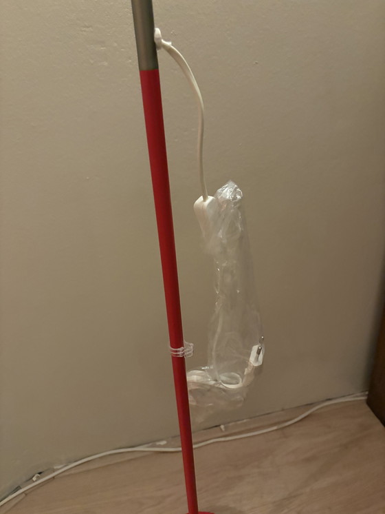 Image 1 of Lot de 2 lampadaires vintage IKEA rouges - neufs