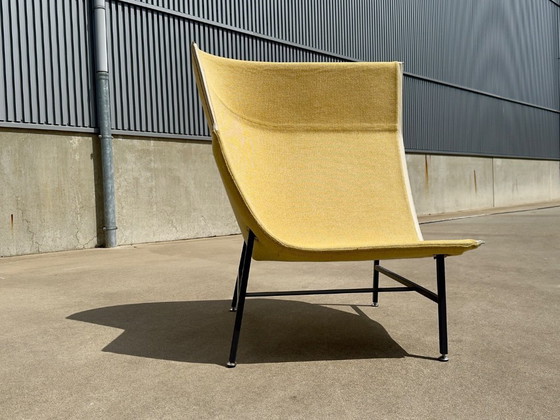 Image 1 of Poltrona di design Moroso Italia Paper Planes, poltrona lounge con schienale alto Doshi Levien.