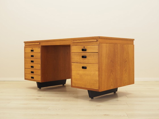 Executive Schreibtisch mit neun Schubladen und ausziehbarer Oberfläche, Teakfurnier, Nipu, Dänemark, 1970er (photo 17 of 21)