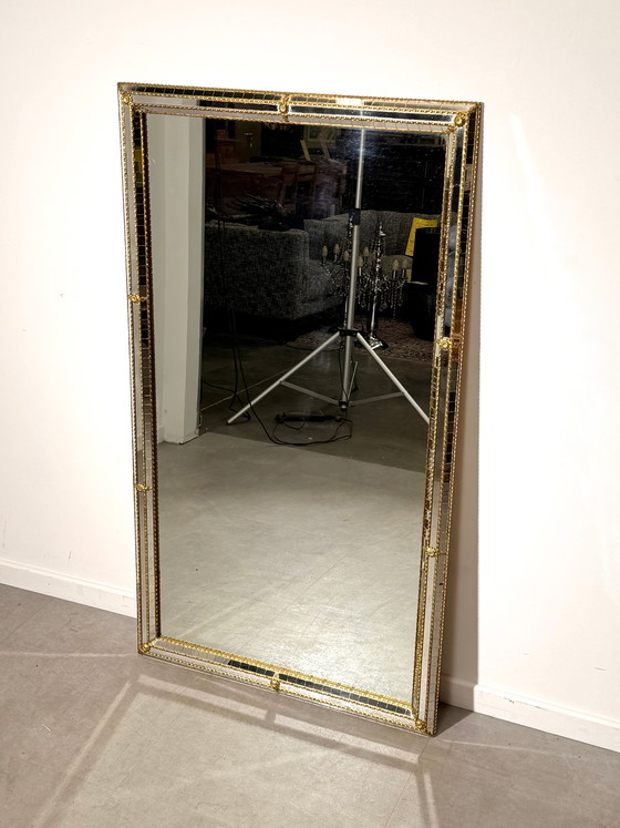 Miroir doré de style vénitien vintage – Glass (photo 3 of 5)