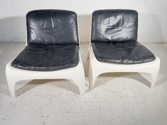 Iconiche poltrone lounge in fibra di vetro degli anni '70, in stile "era spaziale", di Carl Straub. (photo 4 of 14)