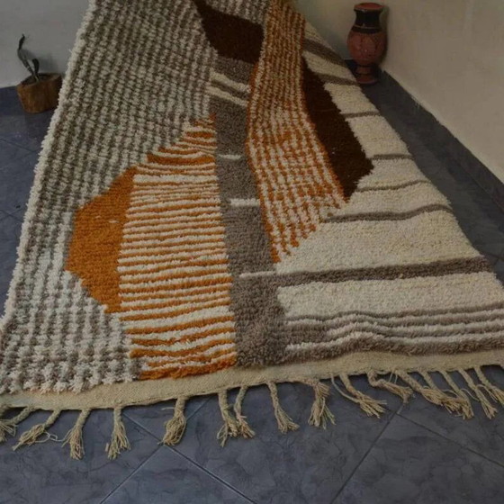 Tapis marocain écru à motifs géométriques 250cm x 150cm (photo 3 of 7)
