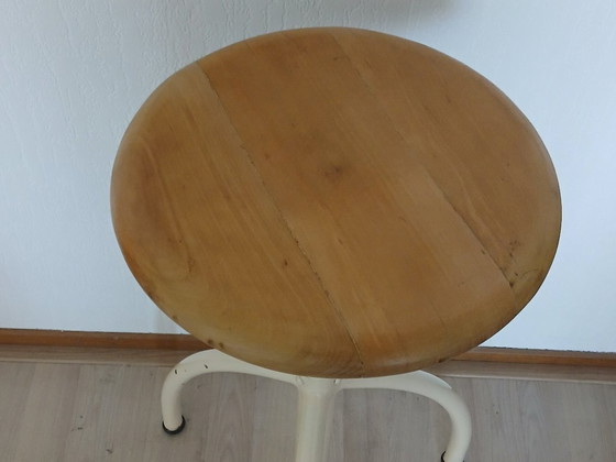 Sgabello Treppiede - Oostwoud - Vintage – Sgabelli, Legno, Metallo (photo 6 of 7)